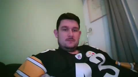 Snapshot of robtheman94 chatting on 11-16-25, 10:15 Robin online show from 11-16-25, 10:15