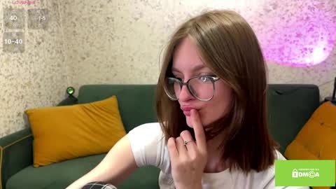 robynsentinella online show from 04-01-26, 06:14