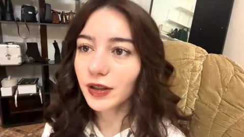 Snapshot of rochelgloff chatting on 11-24-25, 11:10 Marry online show from 11-24-25, 11:10