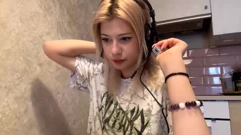 Anny online show from 02-22-26, 10:14