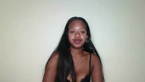 Snapshot of rochellinah chatting on 05-19-26, 02:29 rochellinah online show from 05-19-26, 02:29