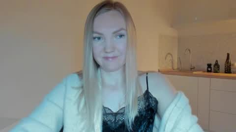 Snapshot of rock__baby chatting on 05-30-26, 11:02 rock__baby online show from 05-30-26, 11:02