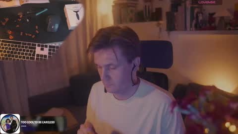 Rocket Bunny online show from 09-17-25, 08:54