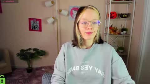 Rockett online show from 11-17-25, 01:00