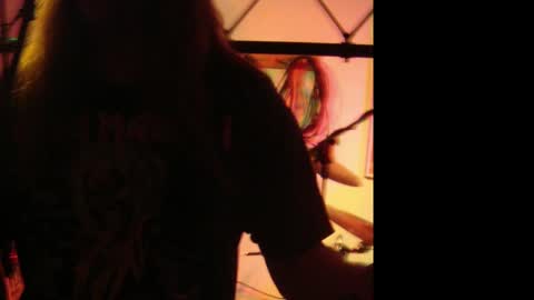 Snapshot of rockgod2112 chatting on 03-06-25, 12:43 rockgod2112 online show from 03-06-25, 12:43