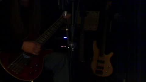 Snapshot of rockgod2112 chatting on 05-12-26, 01:03 rockgod2112 online show from 05-12-26, 01:03