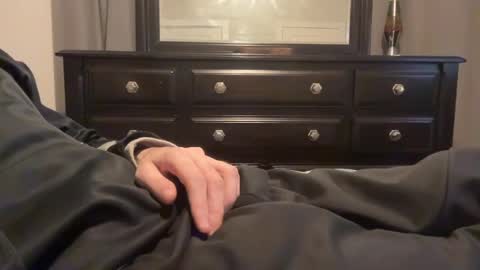 Snapshot of rockhardcock2327 chatting on 01-01-25, 06:59 Rock Hard Cock online show from 01-01-25, 06:59