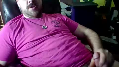 Snapshot of rockinoutwithmycokout chatting on 02-01-25, 06:54 rockinoutwithmycokout online show from 02-01-25, 06:54