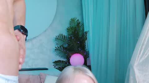 Lina and Den online show from 12-04-25, 05:39