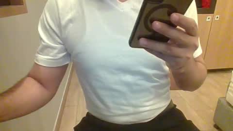 rockysam090 online show from 10-13-25, 10:48