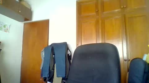 Snapshot of rodfer chatting on 06-06-26, 07:29 Rodfer online show from 06-06-26, 07:29
