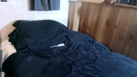 Snapshot of rogerb2218 chatting on 03-05-26, 07:37 watchme online show from 03-05-26, 07:37