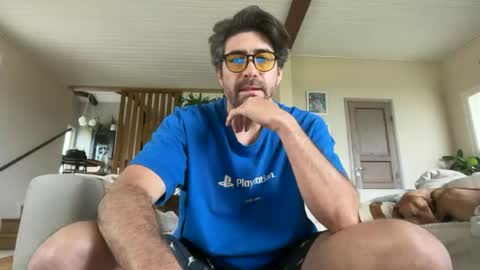 Roger Sterling online show from 06-14-26, 08:27