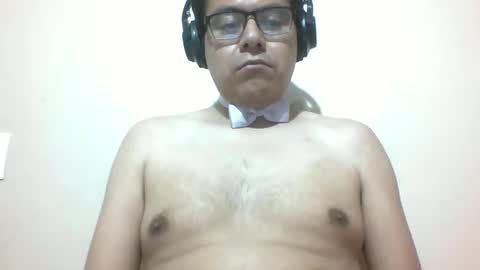 Snapshot of rogo1191 chatting on 04-05-26, 06:54 rogo1191 online show from 04-05-26, 06:54