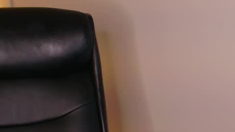 Snapshot of rohanalan_ chatting on 01-26-25, 03:06 Sof online show from 01-26-25, 03:06