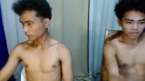 roianboyyy online show from 05-08-26, 04:56