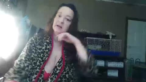 Snapshot of roisierios chatting on 01-25-25, 12:26 Rosie Rios online show from 01-25-25, 12:26