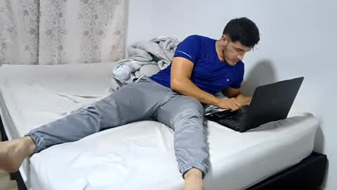 roko9629 online show from 06-19-26, 02:49