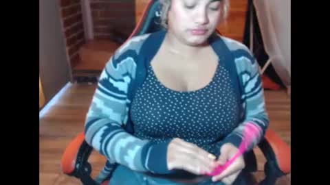 Snapshot of rokyhilary chatting on 04-26-26, 03:42 jesabel online show from 04-26-26, 03:42