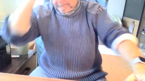 rolandloser1000 online show from 01-27-25, 12:48