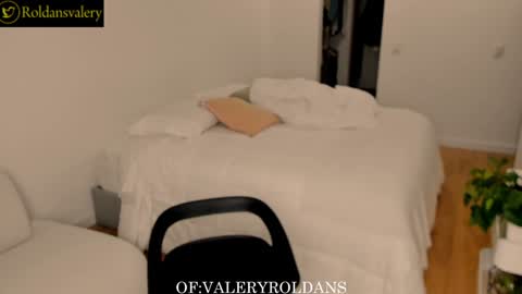 Valery Roldans online show from 01-09-25, 01:50