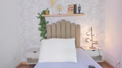   online show from 10-08-25, 11:52