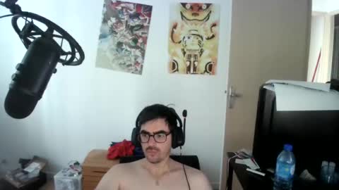 Snapshot of romainb72 chatting on 06-22-26, 10:34 romainb72 online show from 06-22-26, 10:34