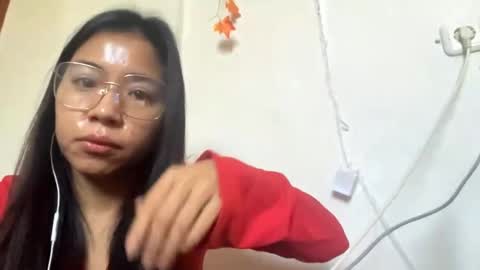 Bella online show from 04-27-26, 02:31