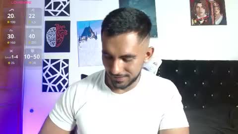 Snapshot of romanpearce_ chatting on 06-27-26, 10:59 Roman online show from 06-27-26, 10:59