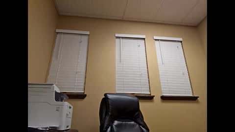 romanteeks online show from 12-18-25, 01:00