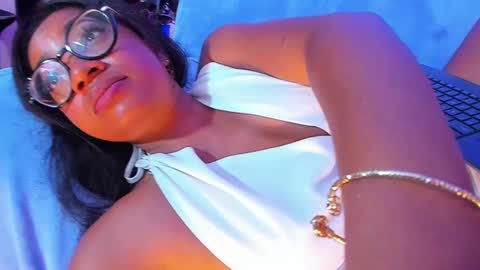 Is A Belle online show from 02-22-25, 02:39