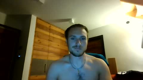 Snapshot of romanz123 chatting on 06-16-26, 08:44 romanz123 online show from 06-16-26, 08:44