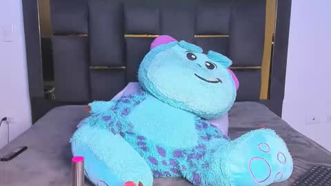 Snapshot of rome_hard chatting on 02-07-26, 01:53 Rome online show from 02-07-26, 01:53