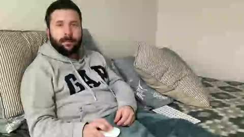 romeo_611842 online show from 09-17-25, 10:44