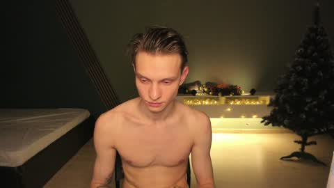 Romeo online show from 12-23-24, 12:35