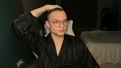 Romeo online show from 01-30-25, 08:53