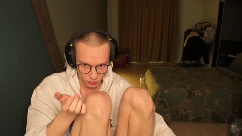 Romeo online show from 02-03-25, 02:14