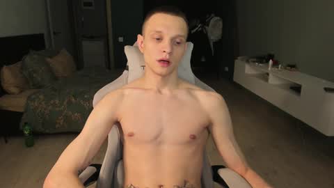 Romeo online show from 02-26-25, 02:37