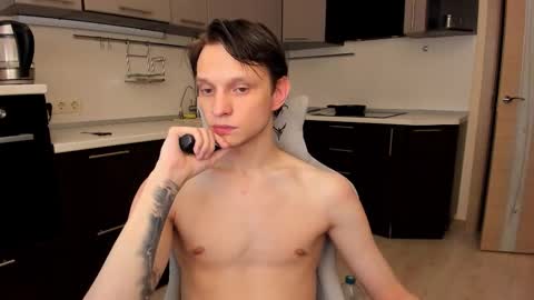 Romeo online show from 12-03-25, 02:04