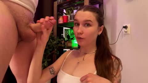 Romeo and Kate online show from 10-24-25, 11:06