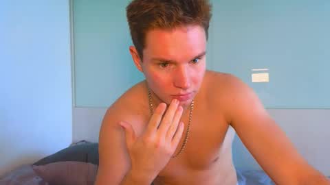 Romeo online show from 10-20-25, 06:36