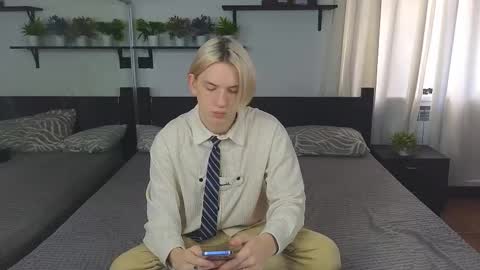 ron vilsx online show from 11-19-25, 06:13