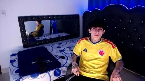 Snapshot of ronal_skinny chatting on 07-16-26, 04:07 ronal_skinny online show from 07-16-26, 04:07