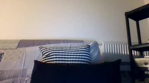 Snapshot of ronbig8inch chatting on 10-27-25, 02:59 ronbig8inch online show from 10-27-25, 02:59