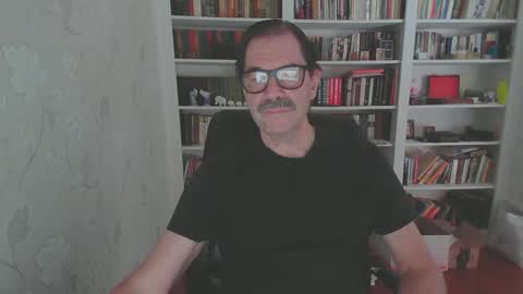 RodgerDodger online show from 01-28-25, 04:30