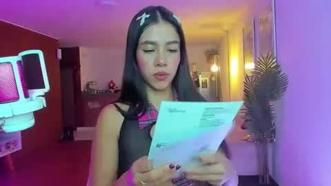 Snapshot of ronieeplay chatting on 05-14-26, 02:51 Roni online show from 05-14-26, 02:51