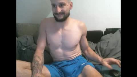 Snapshot of ronnypotti34 chatting on 01-13-25, 05:33 Ronny Potthoff online show from 01-13-25, 05:33