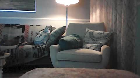 Snapshot of ronvlv chatting on 07-05-26, 04:19 ronvlv online show from 07-05-26, 04:19