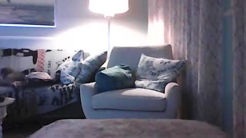 Snapshot of ronvlv chatting on 07-06-26, 03:14 ronvlv online show from 07-06-26, 03:14