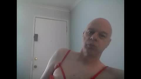 Snapshot of rooboy55 chatting on 02-08-26, 01:42 rooboy55 online show from 02-08-26, 01:42